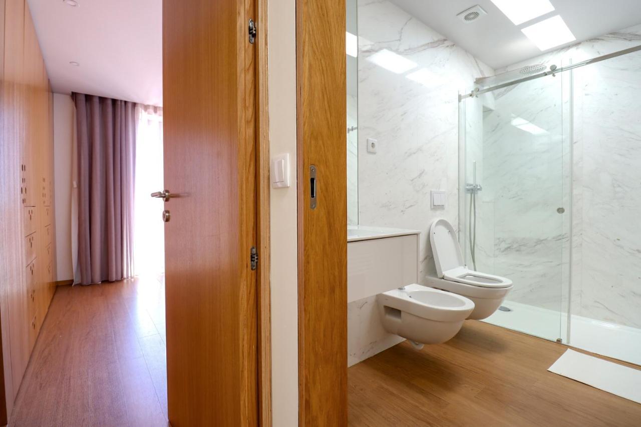 Ribeira Riverhouse - City Centre Duplex With Terrace Viana do Castelo Exterior foto